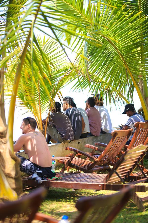 Beach Front Ahangama Buitenkant foto